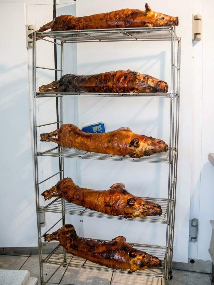 Cochons de lait rôtis Le Meux